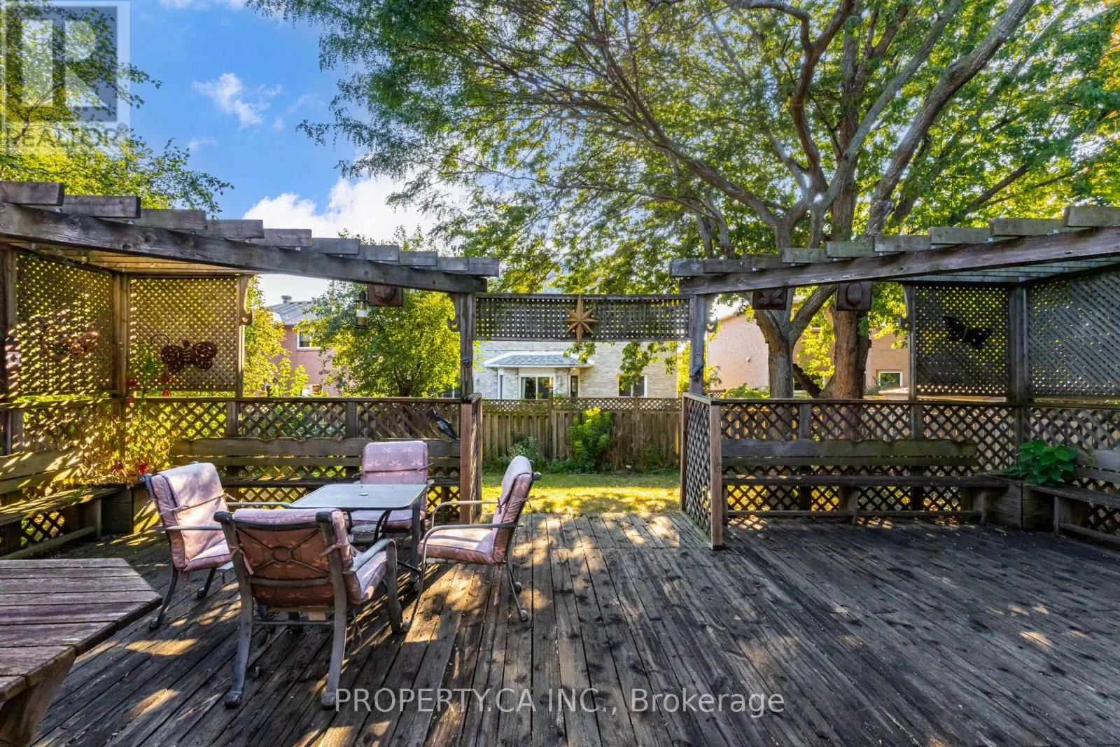411 FREEMAN CRESCENT