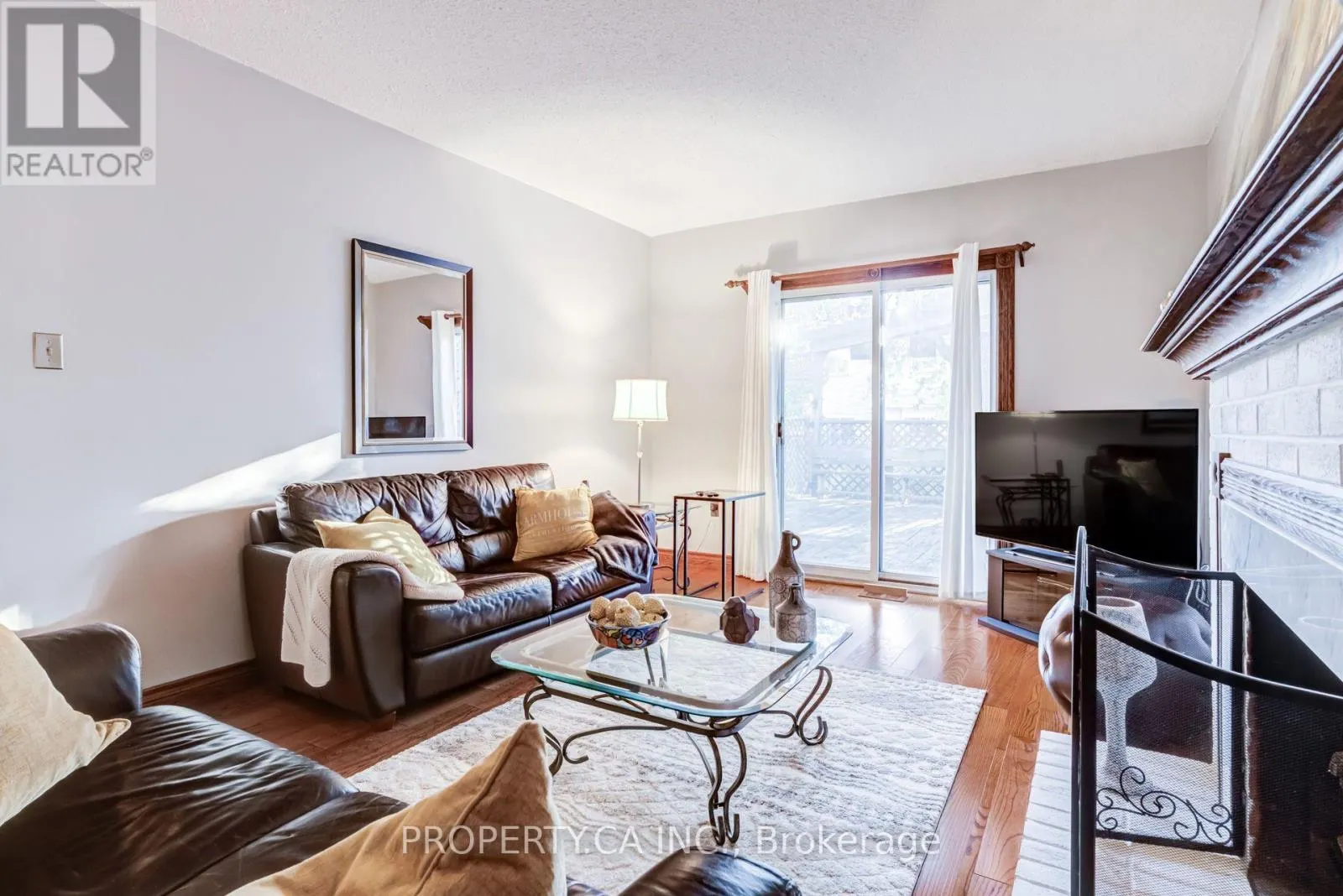 411 FREEMAN CRESCENT