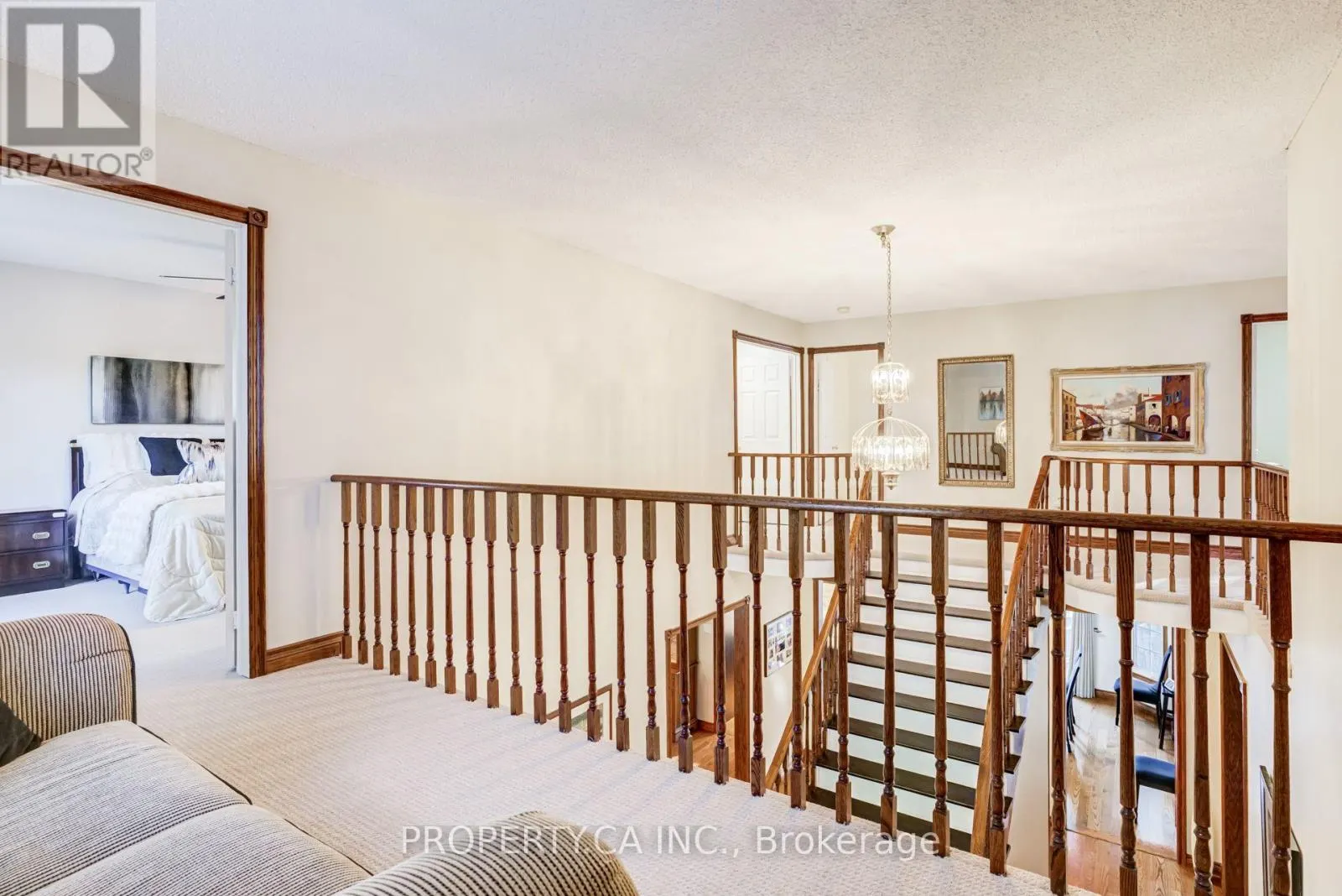 411 FREEMAN CRESCENT