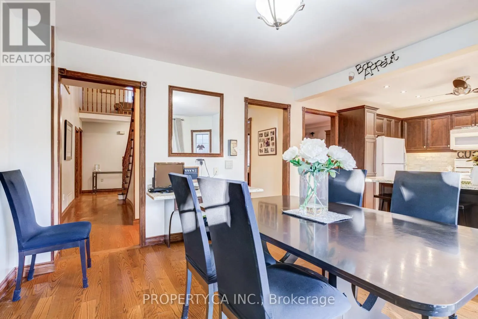 411 FREEMAN CRESCENT