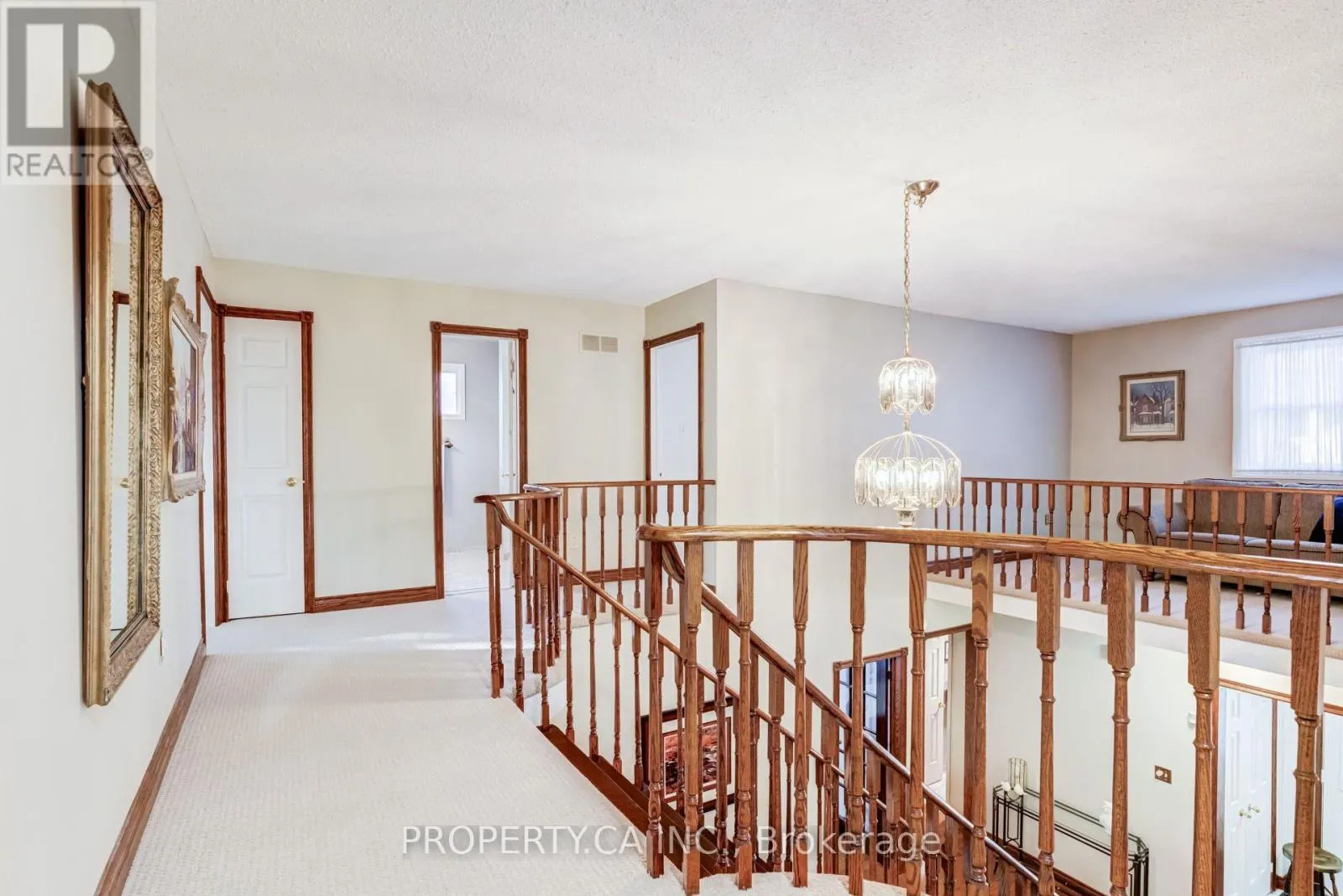 411 FREEMAN CRESCENT