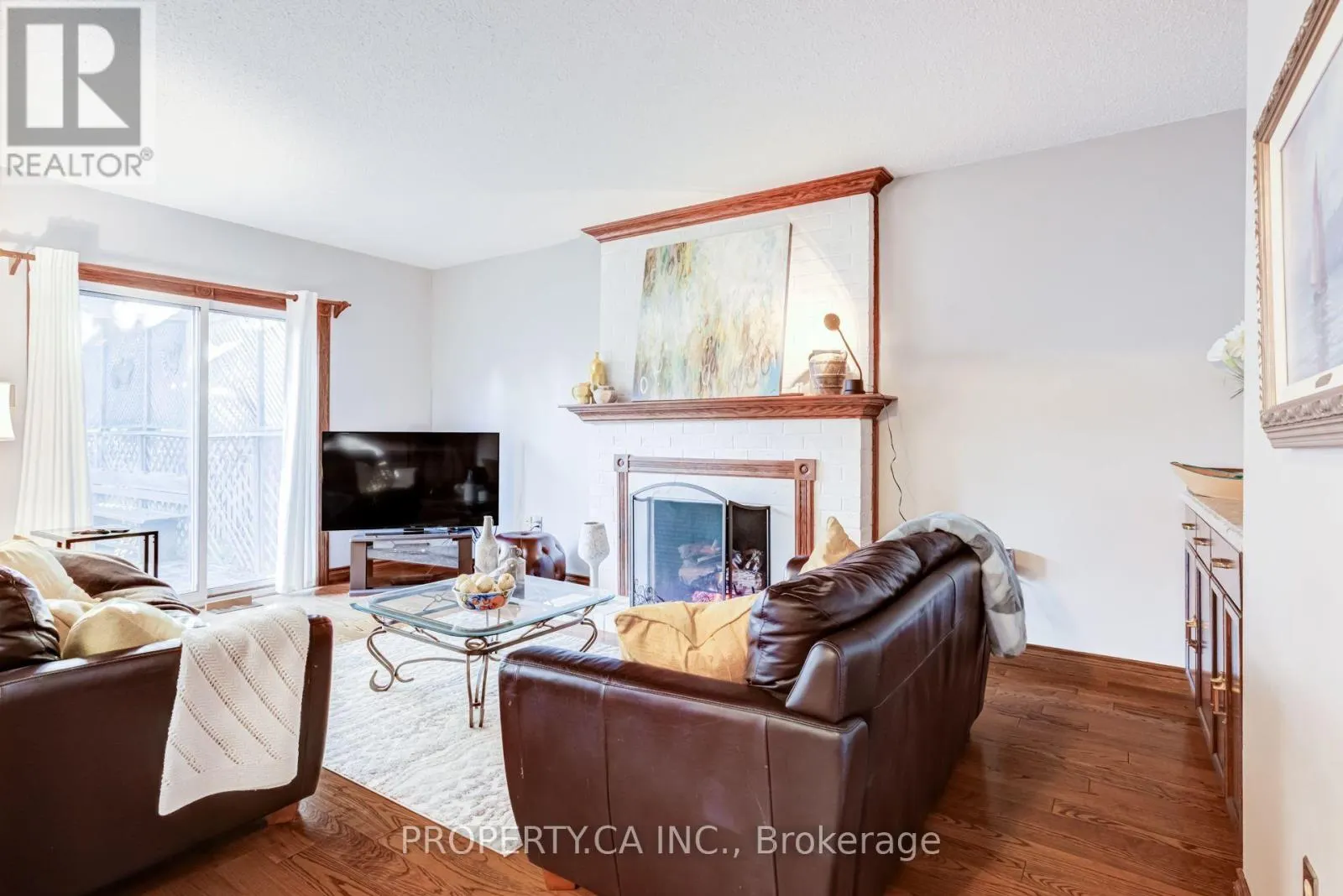 411 FREEMAN CRESCENT