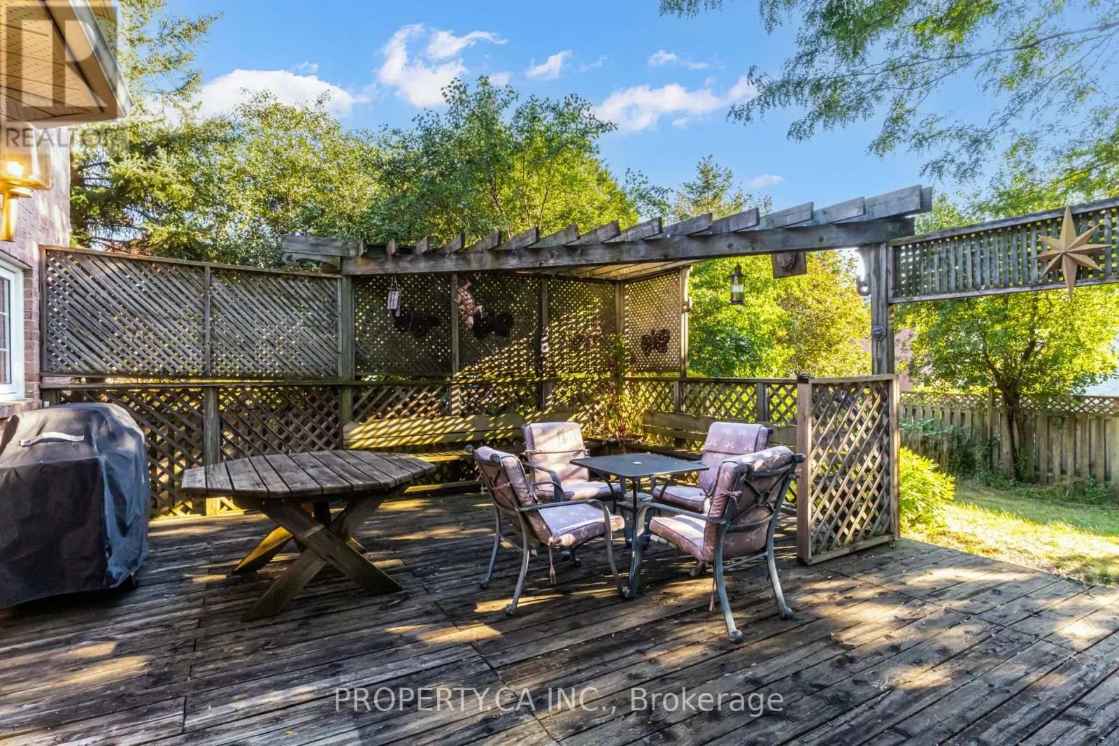 411 FREEMAN CRESCENT