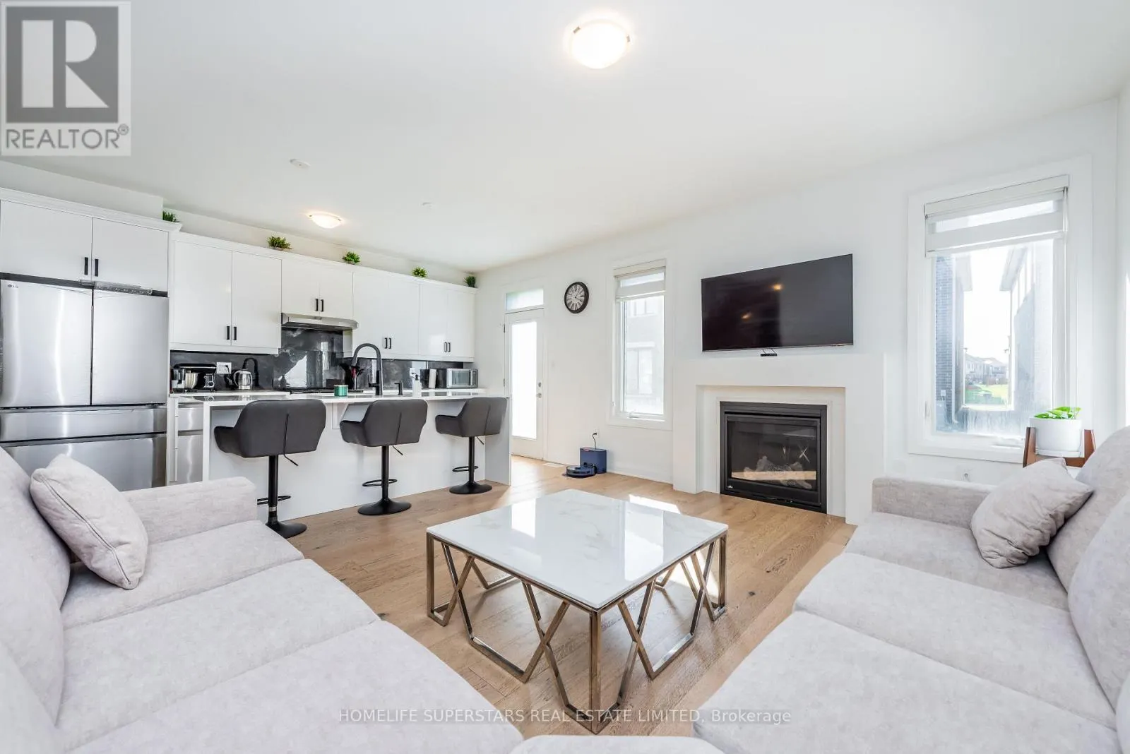 1248 FERGUSON DRIVE