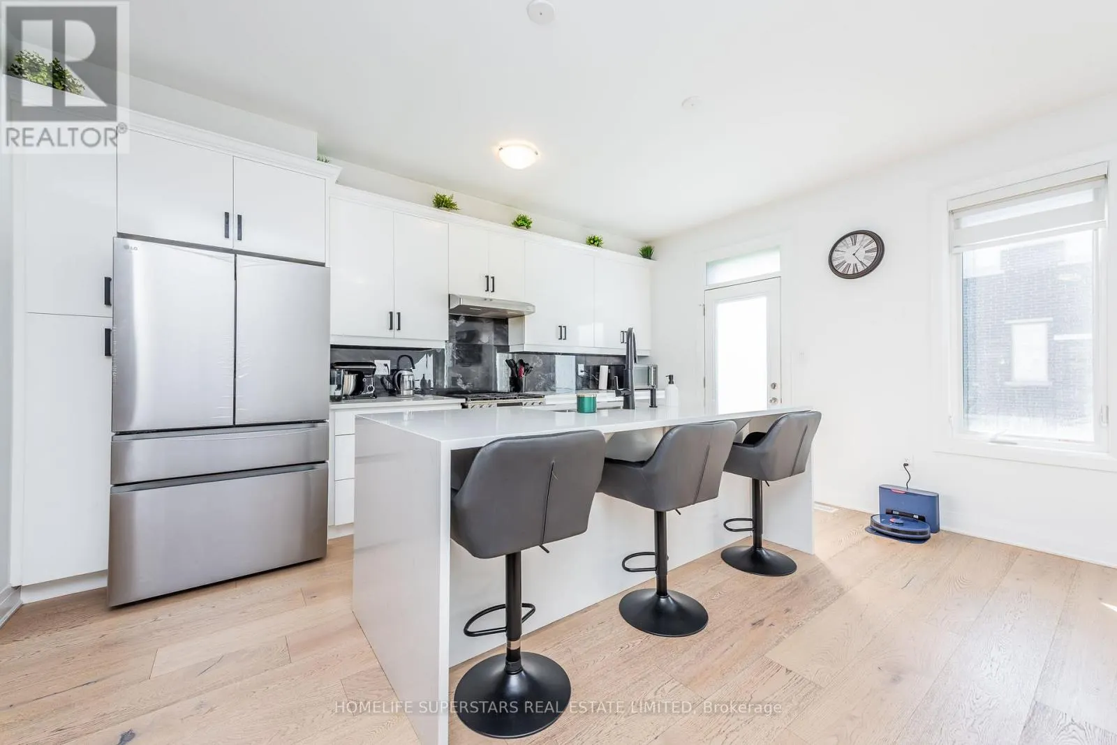 1248 FERGUSON DRIVE