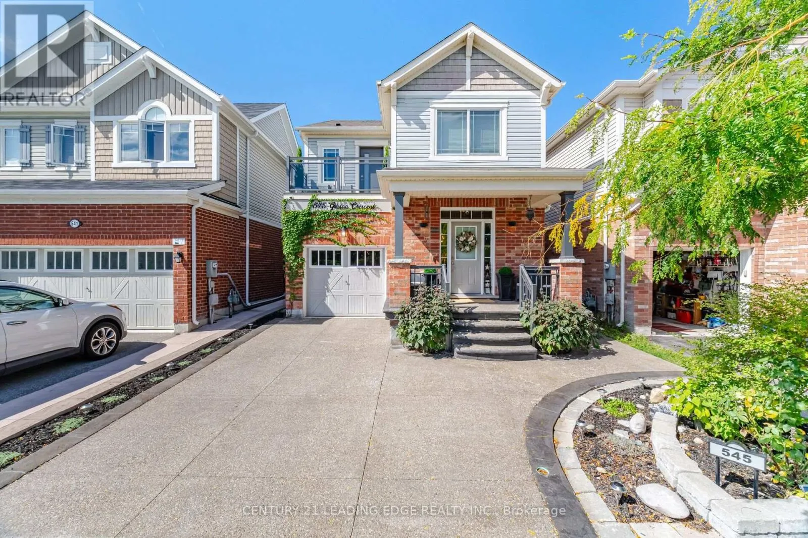 545 GIBSON CRESCENT