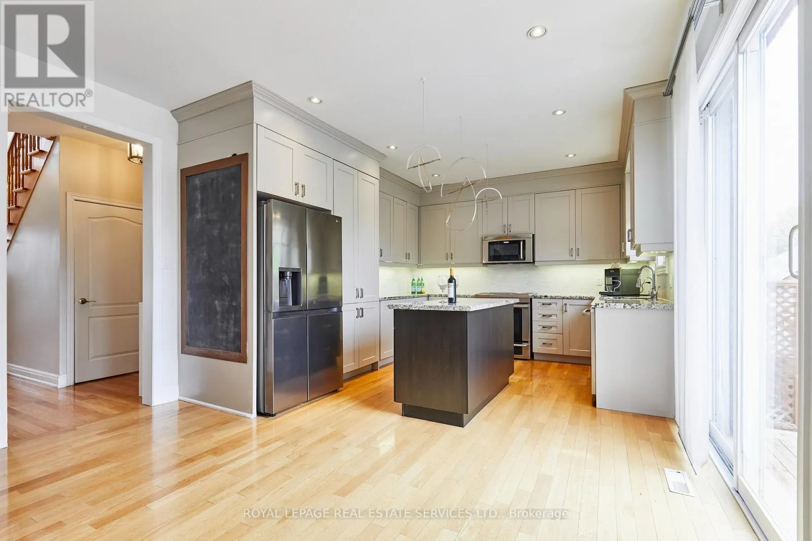 100 WALKER ROAD W