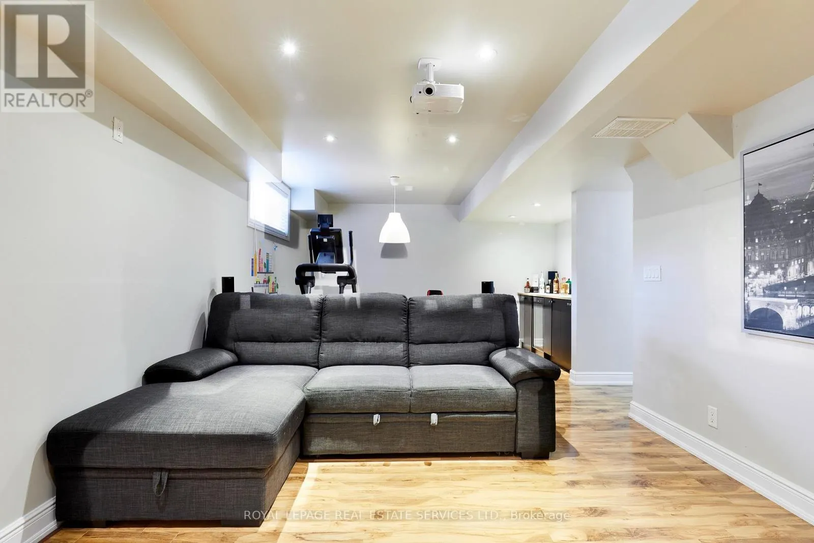 100 WALKER ROAD W