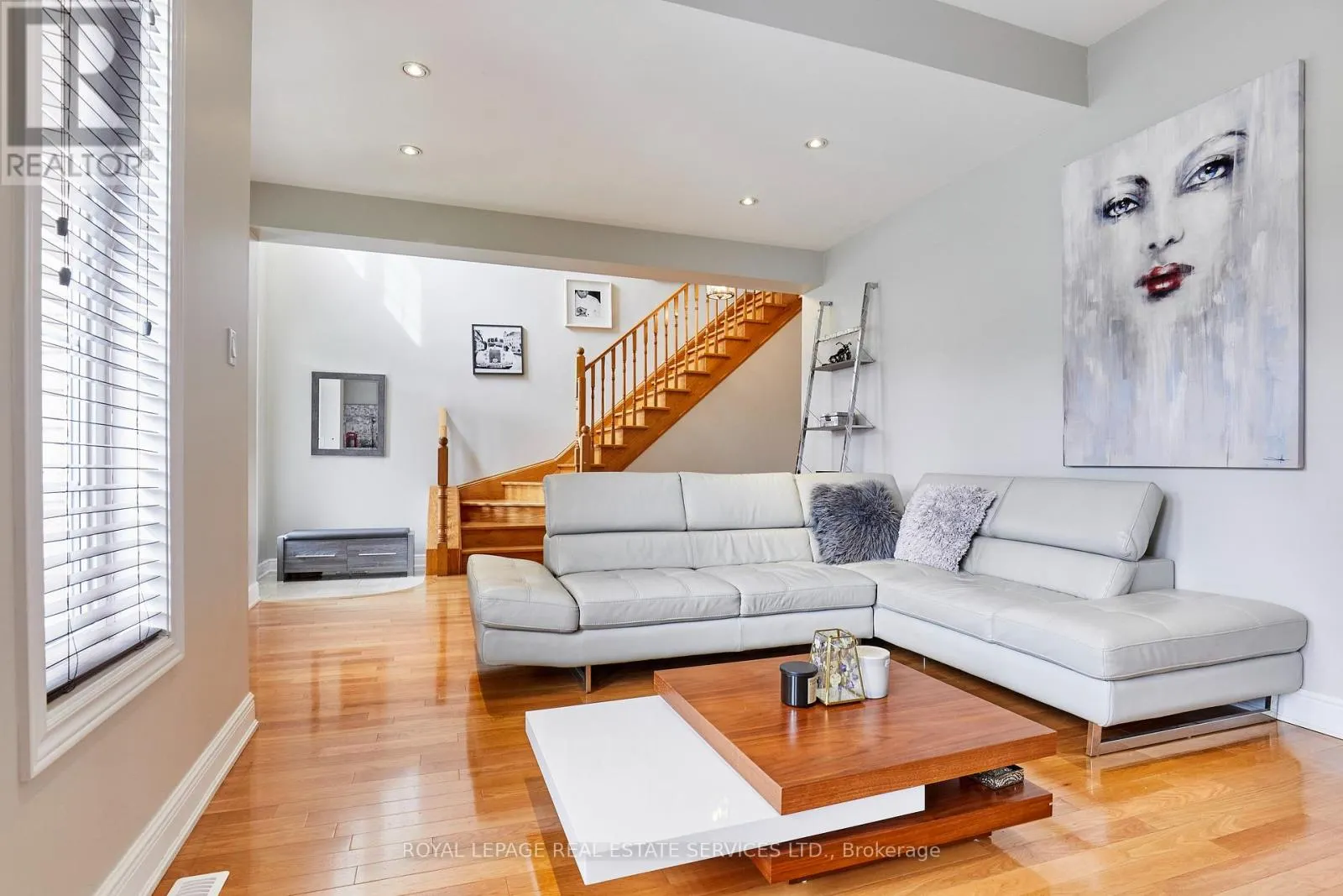100 WALKER ROAD W
