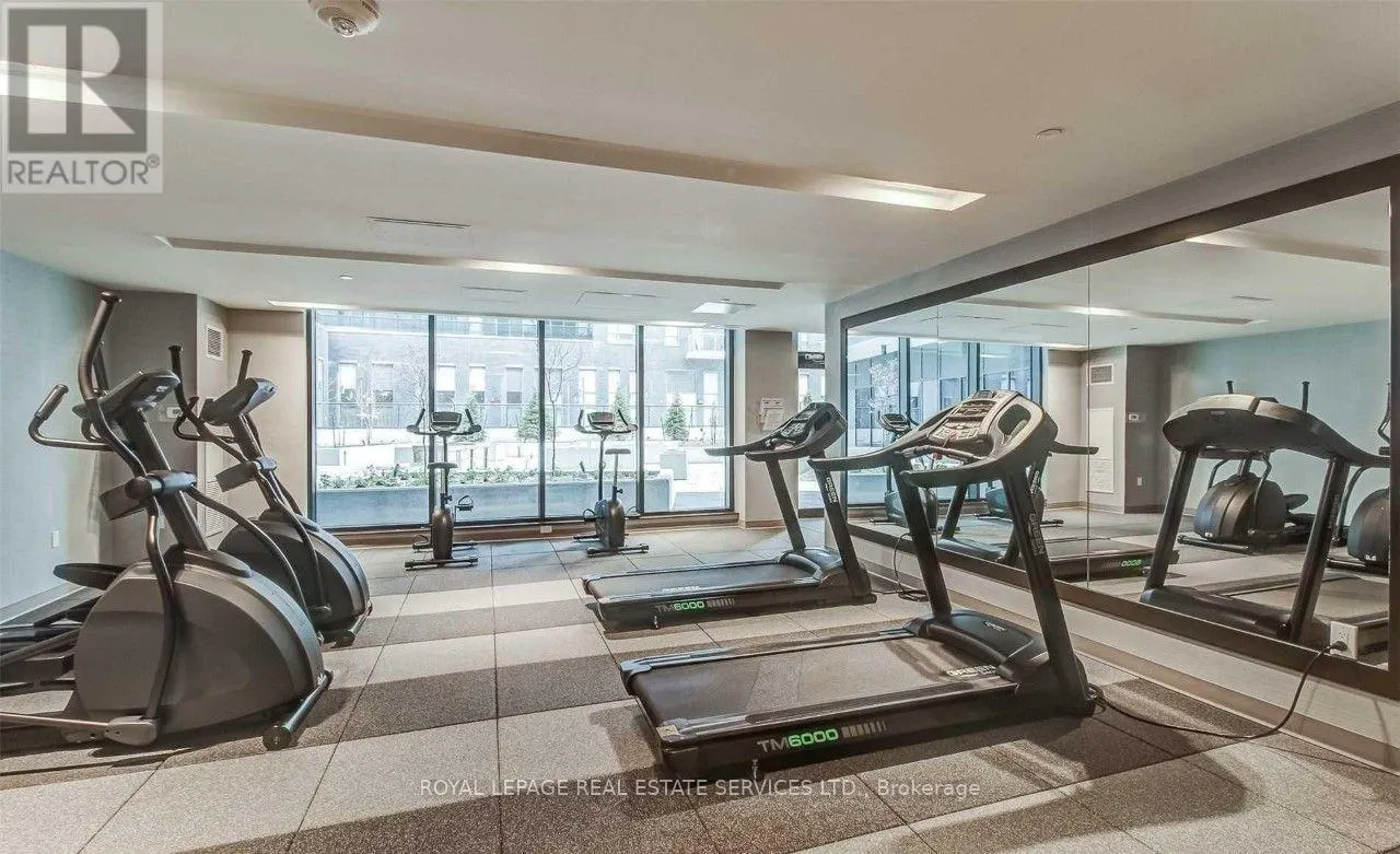 1702 - 39 ANNIE CRAIG DRIVE