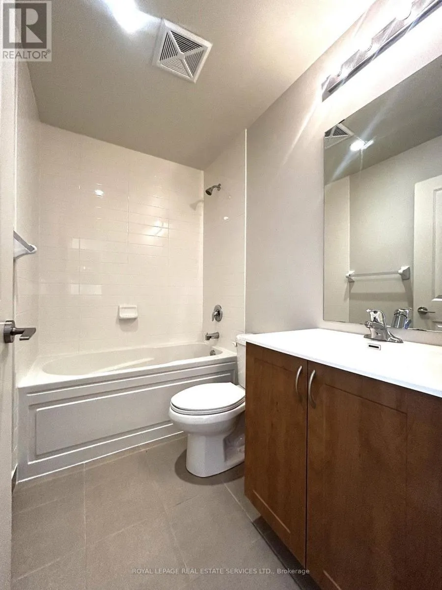 1702 - 39 ANNIE CRAIG DRIVE