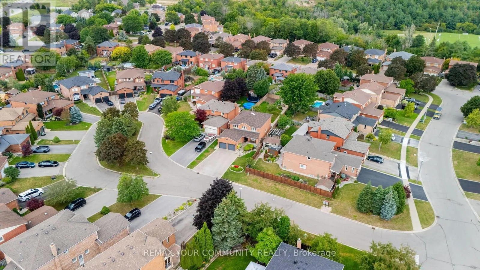4 TOMEL COURT