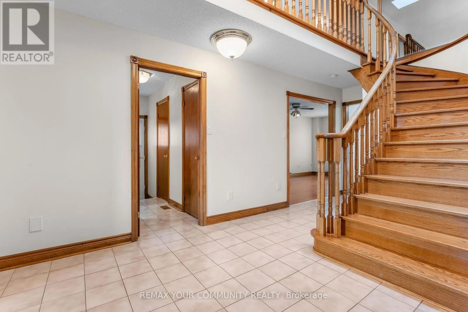 4 TOMEL COURT