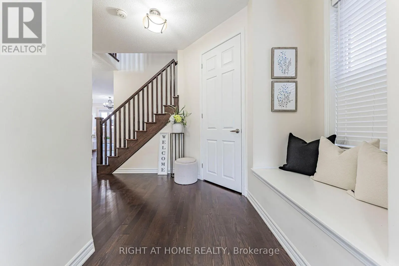 1249 LEGER WAY