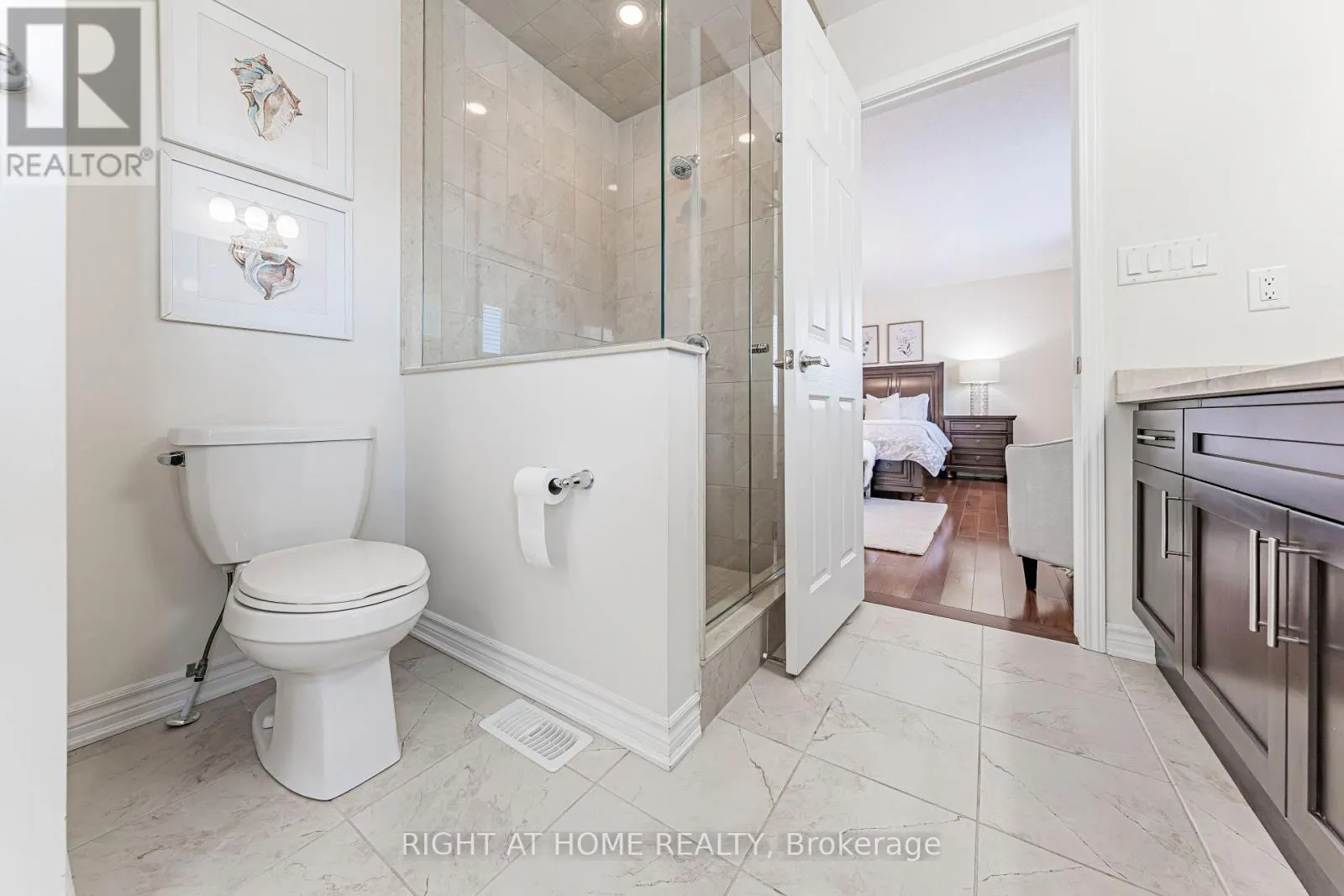 1249 LEGER WAY