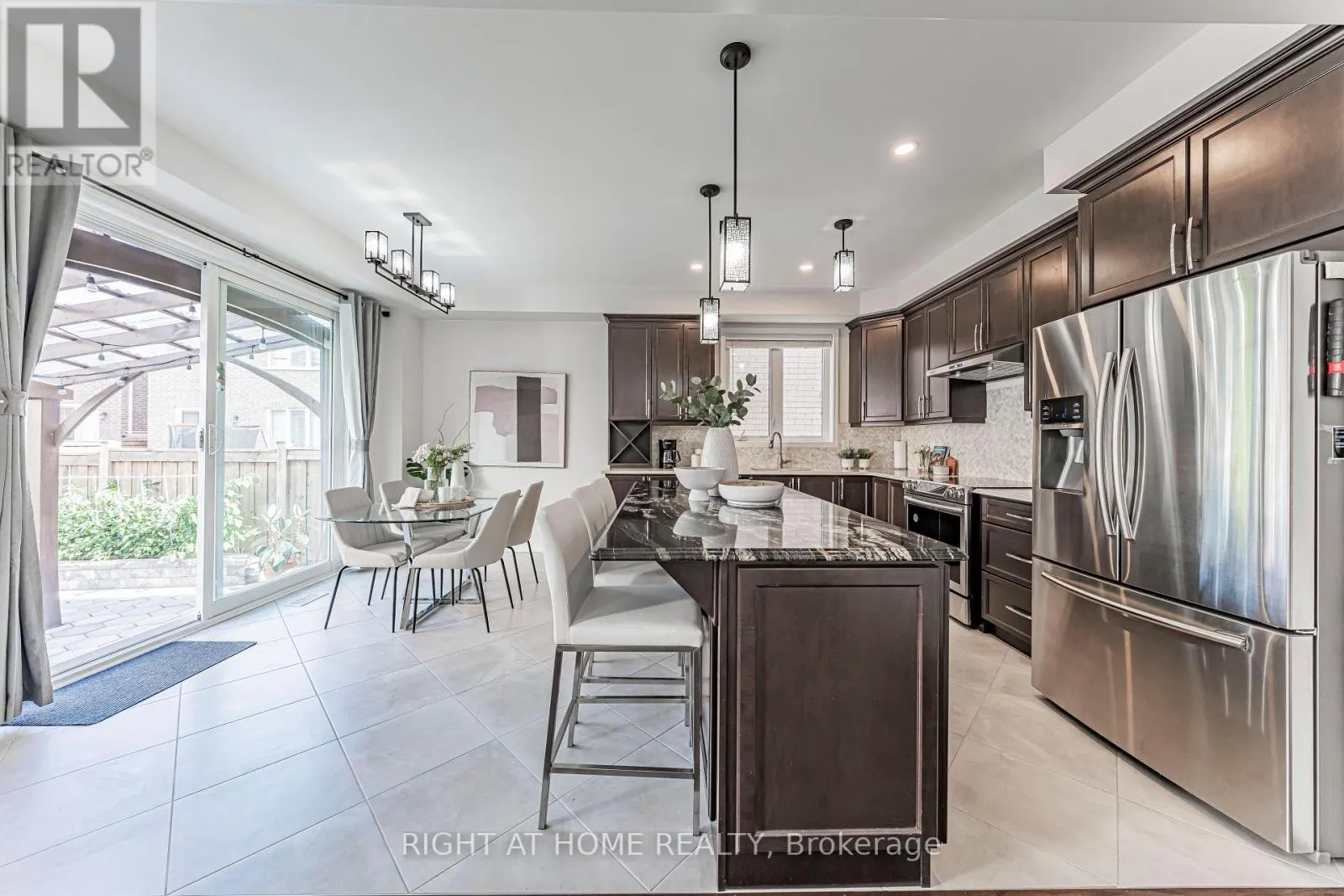 1249 LEGER WAY