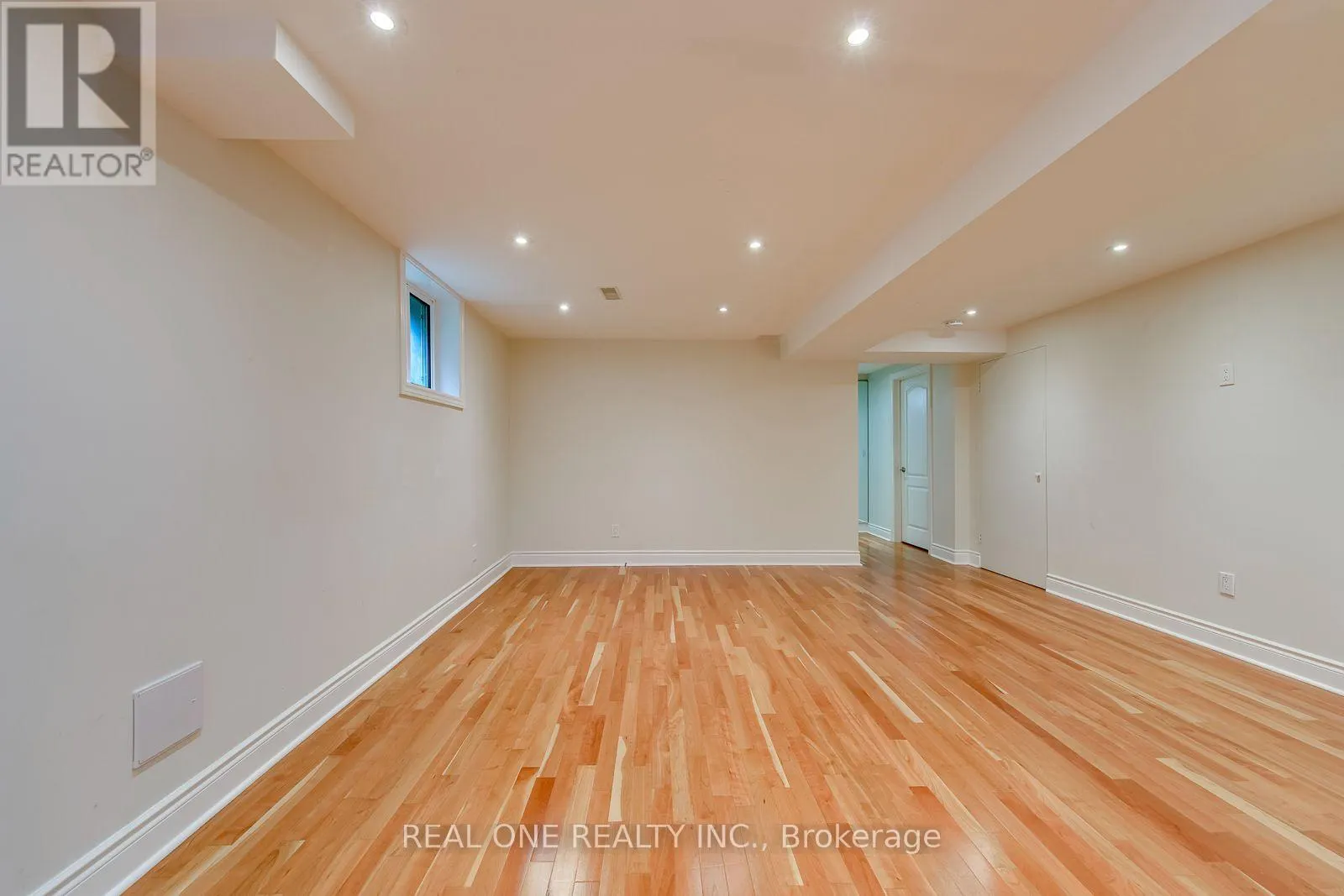 28 OSBORNE CRESCENT