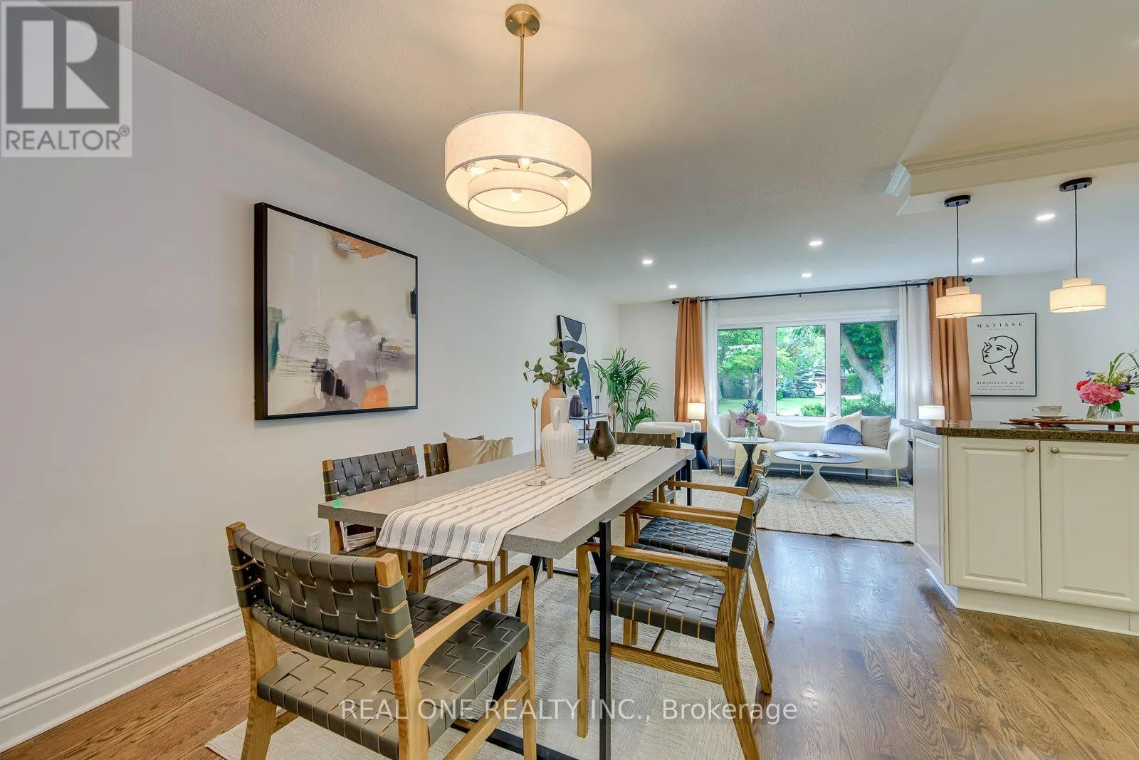 28 OSBORNE CRESCENT