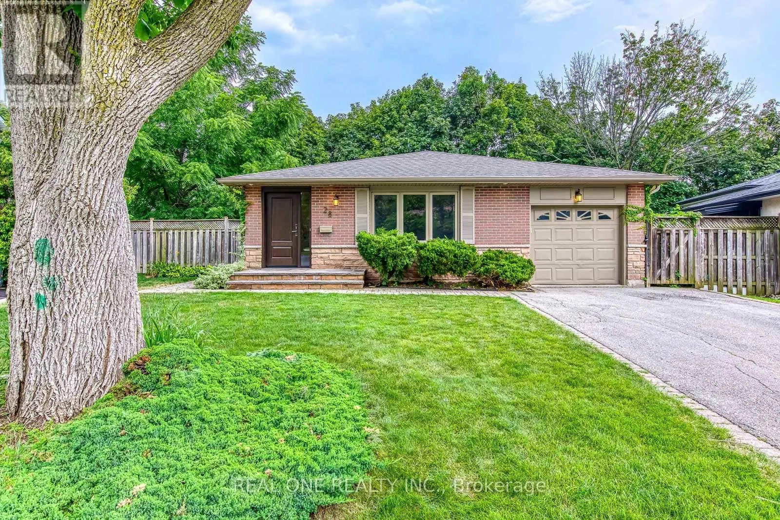 28 OSBORNE CRESCENT