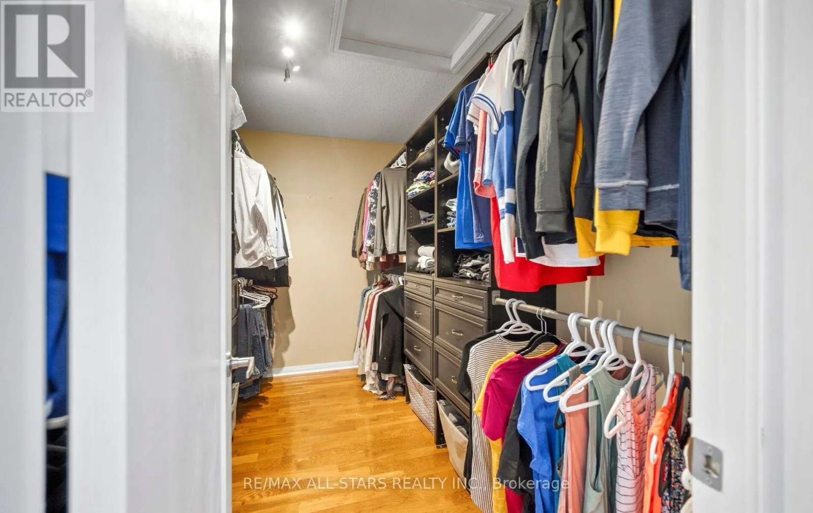 331 INMAN HEIGHTS