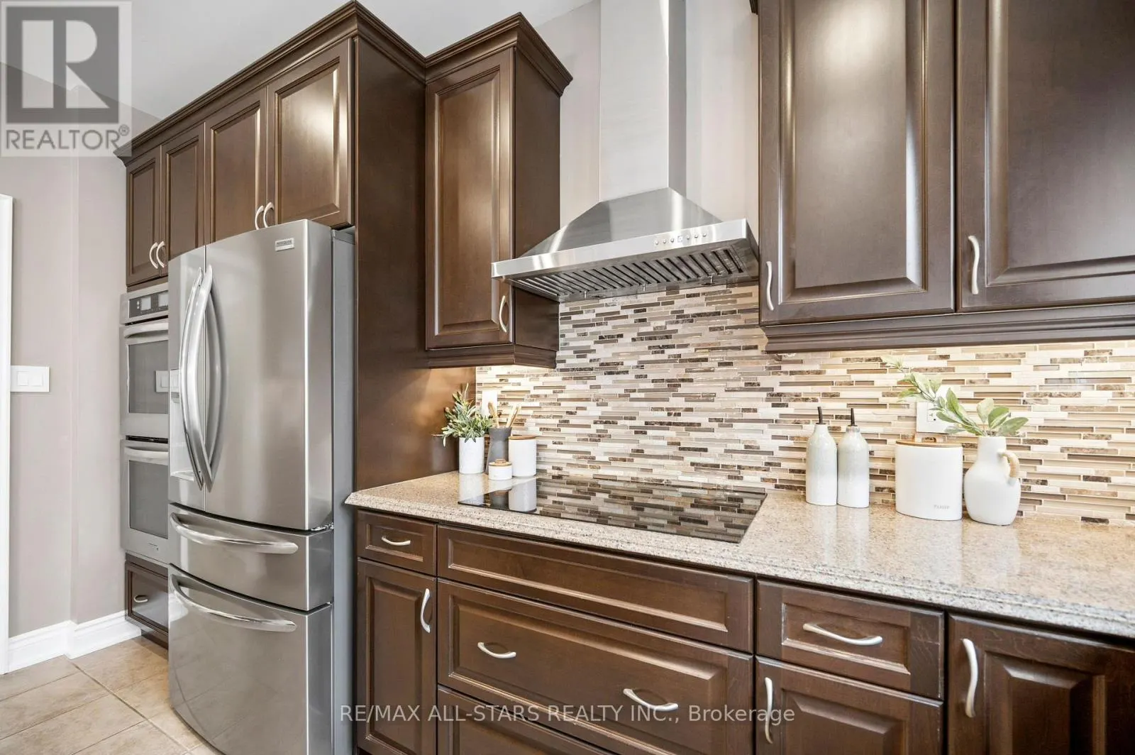 331 INMAN HEIGHTS