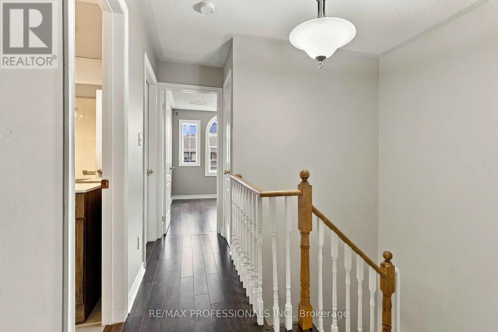 34 JOLLEY COURT