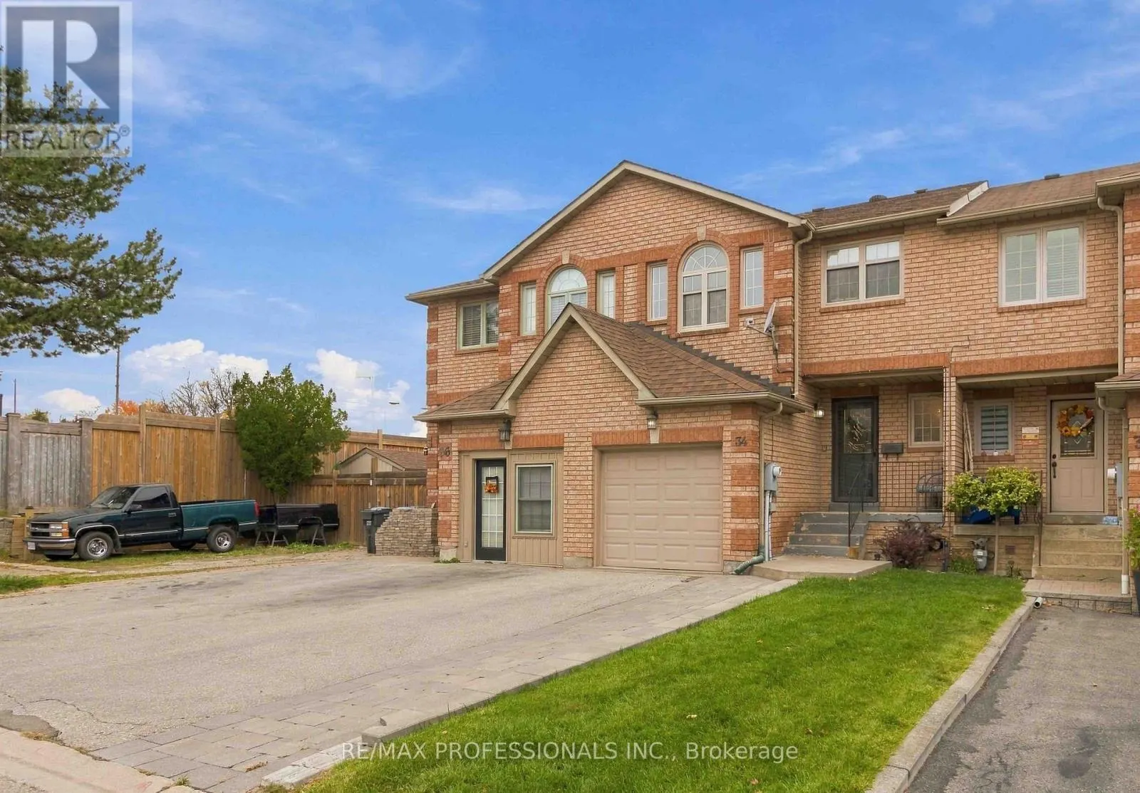 34 JOLLEY COURT