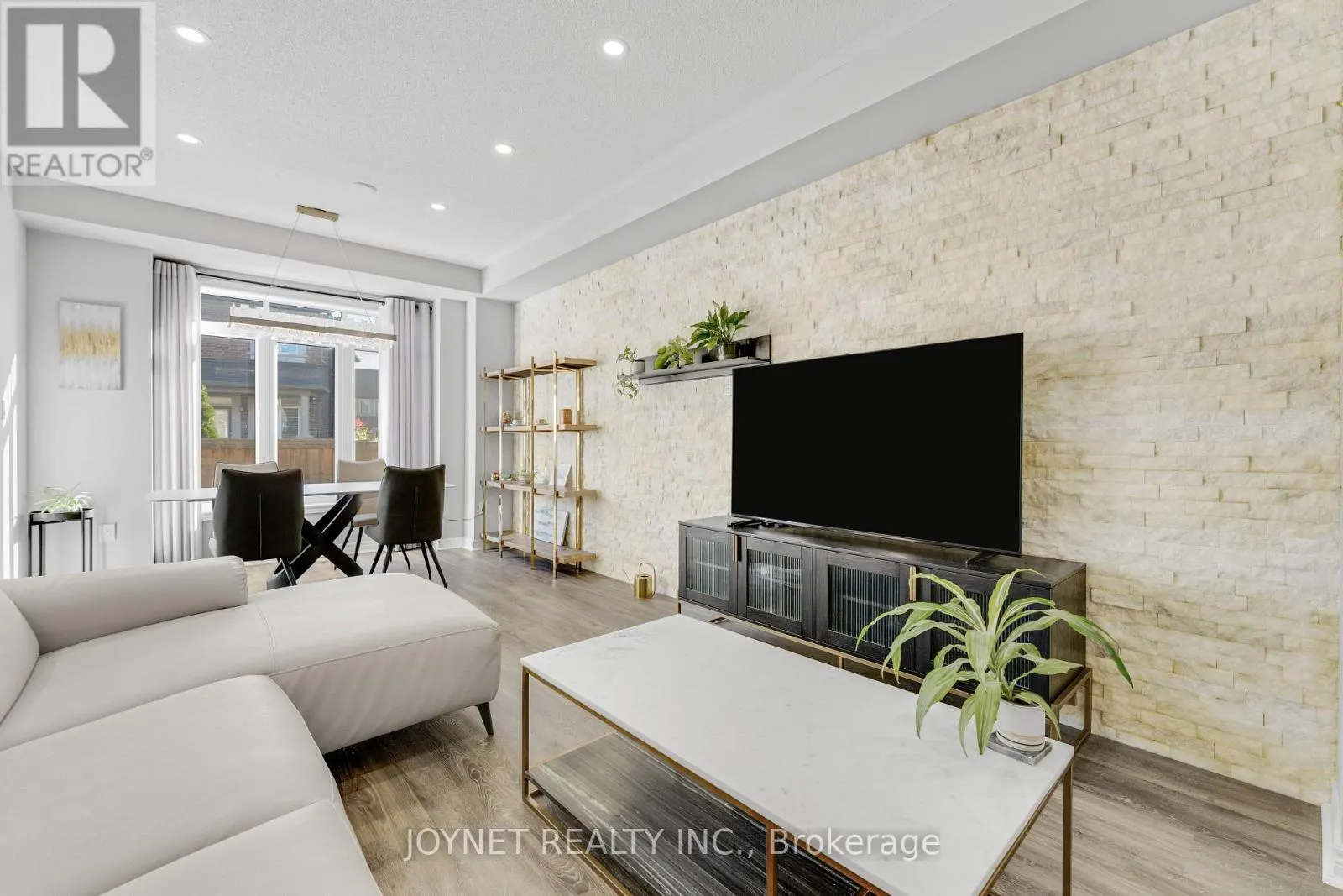 3303 JACOB WAY