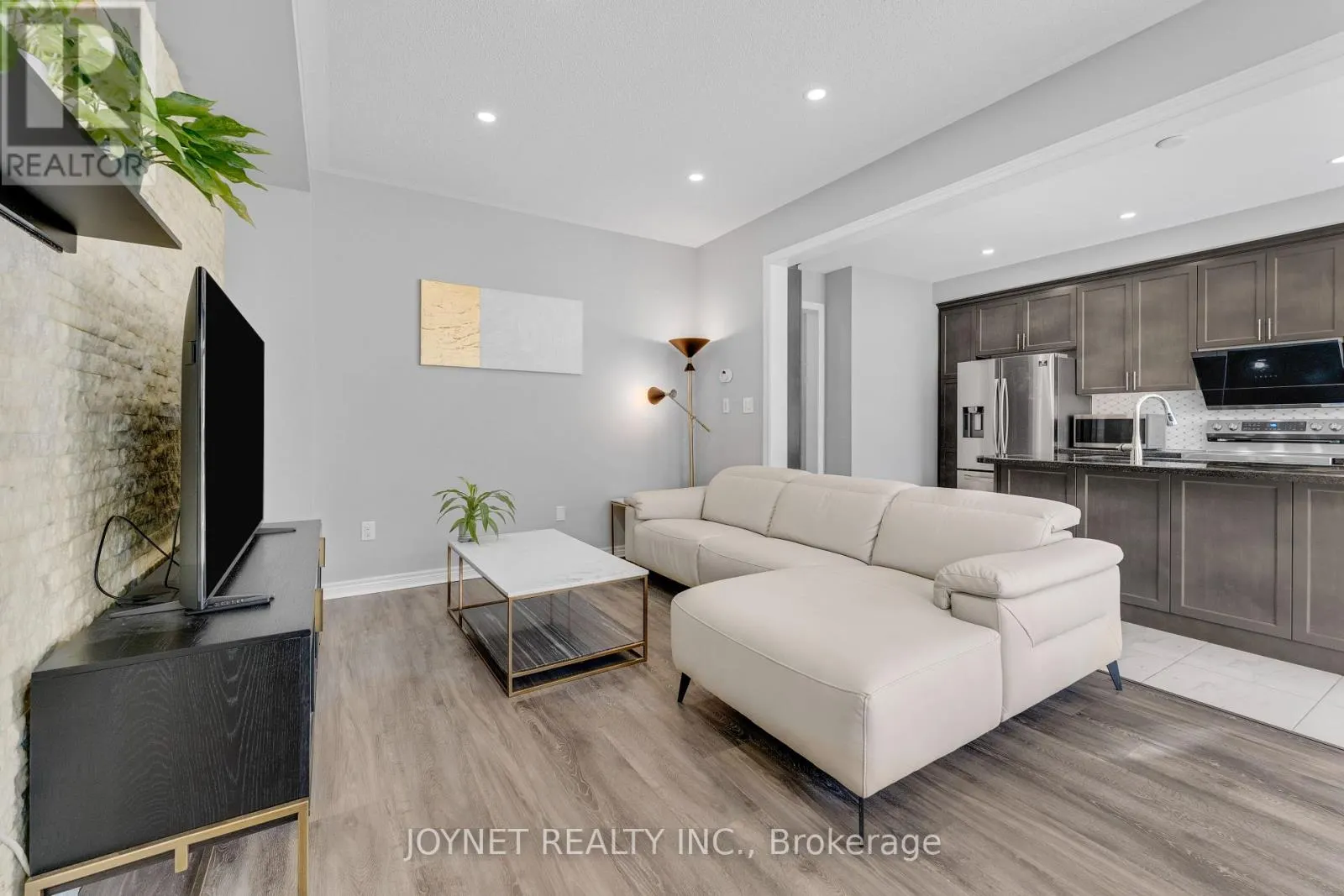 3303 JACOB WAY