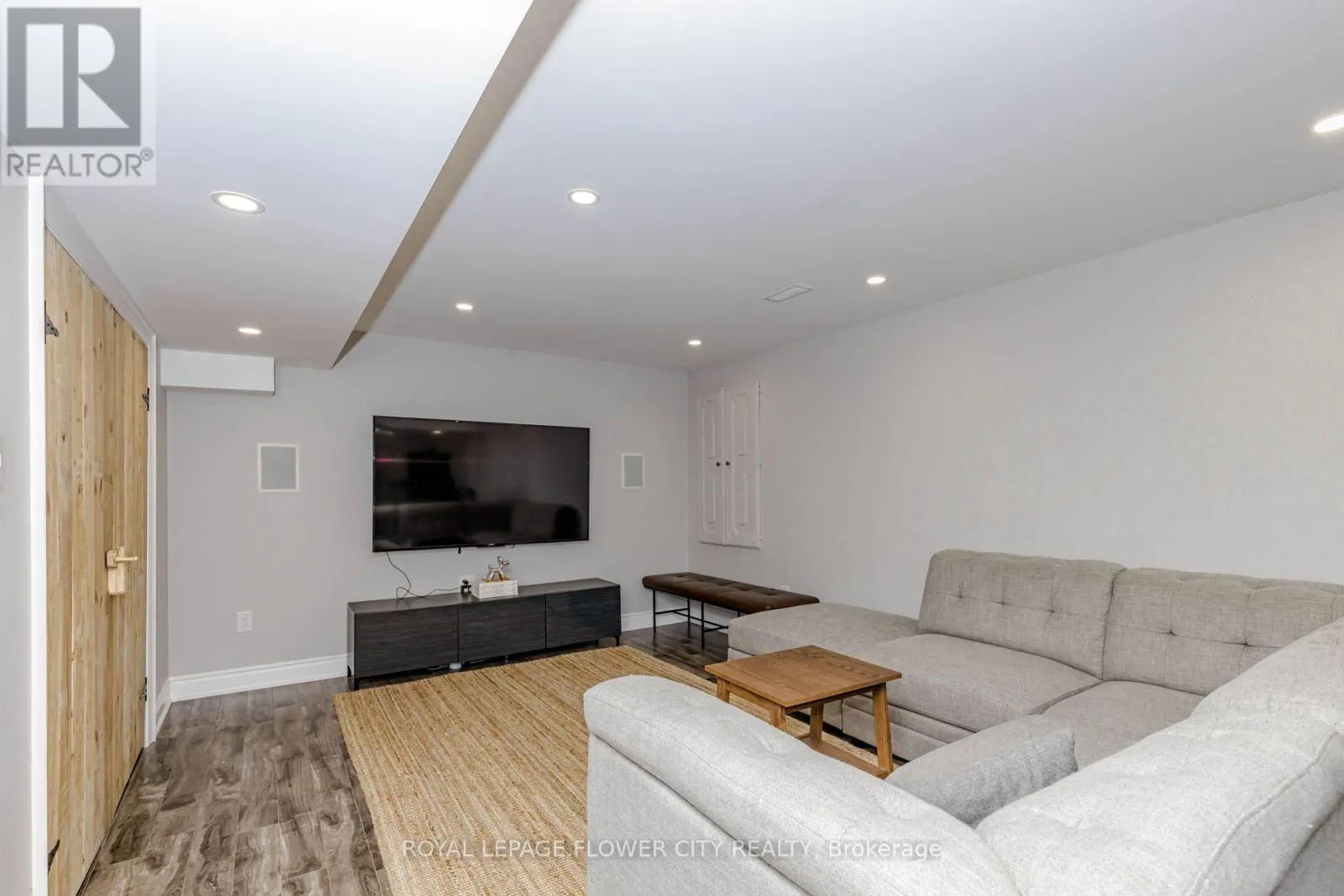 1058 AGRAM DRIVE