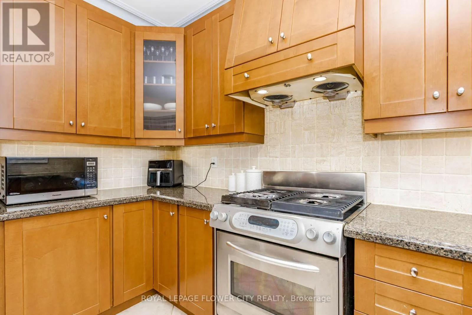 1058 AGRAM DRIVE