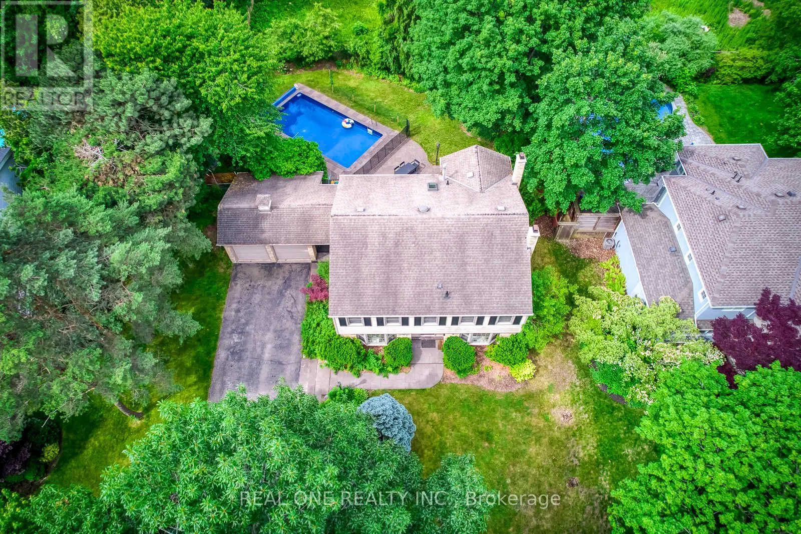 120 BLYTH CRESCENT