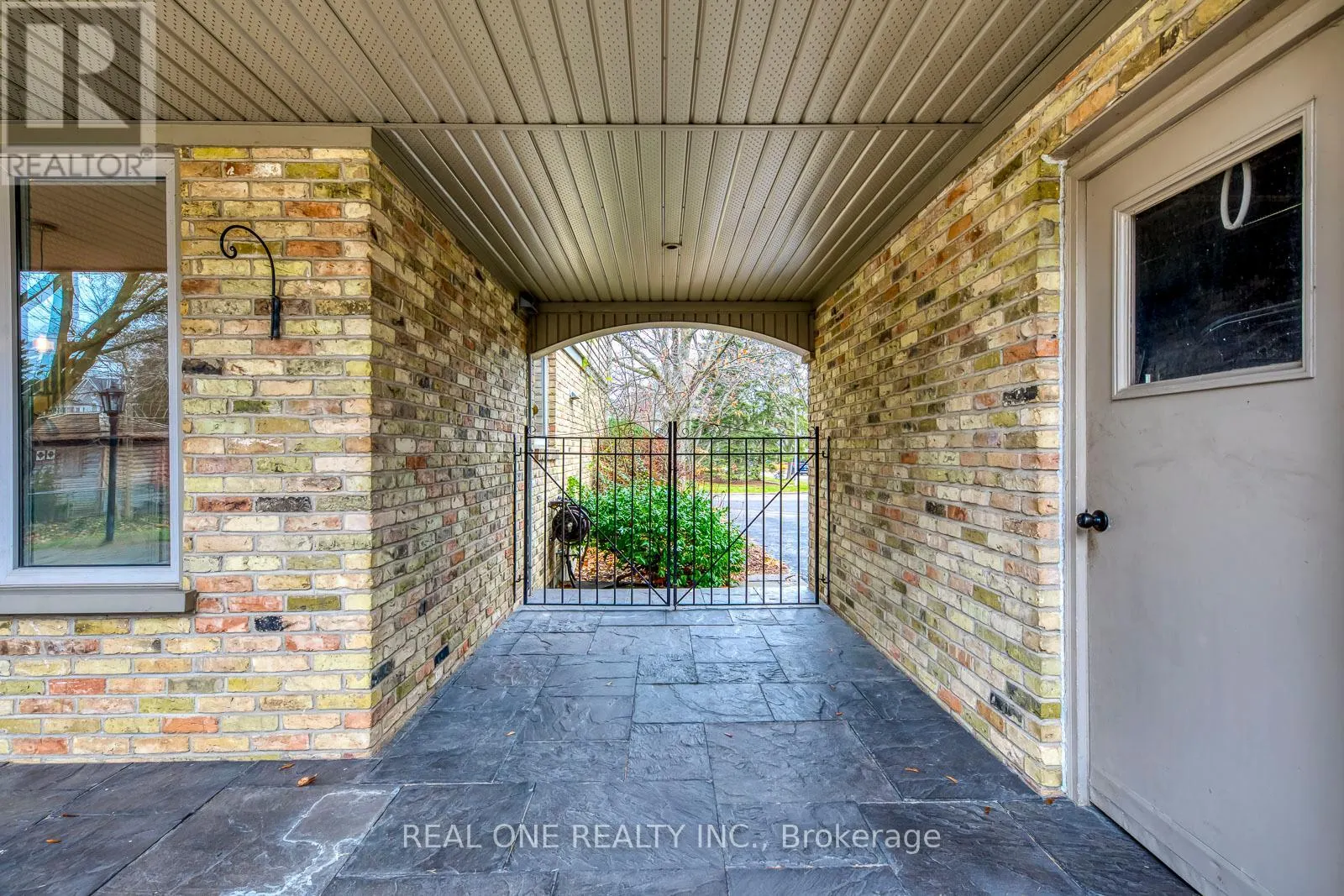 120 BLYTH CRESCENT