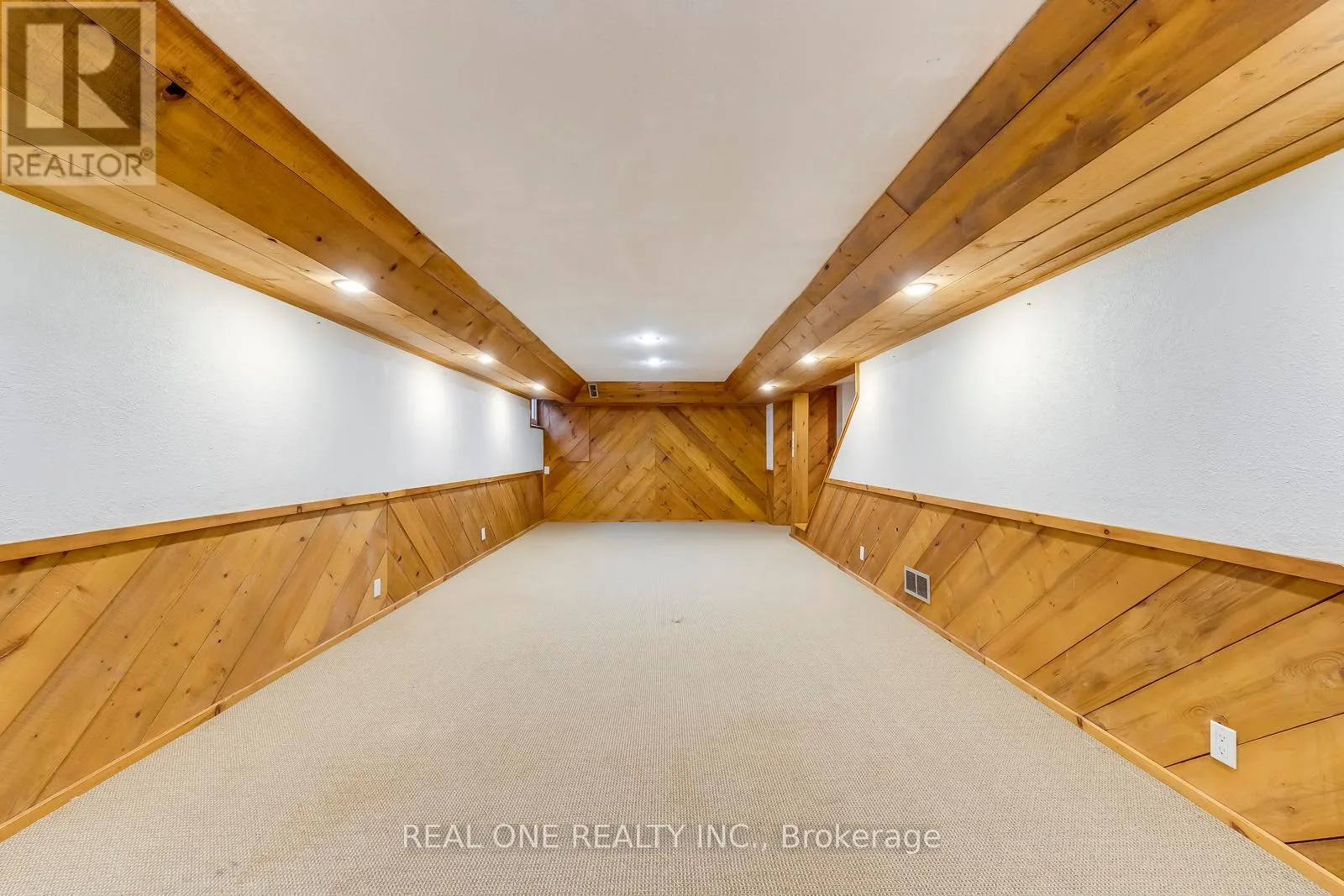 120 BLYTH CRESCENT