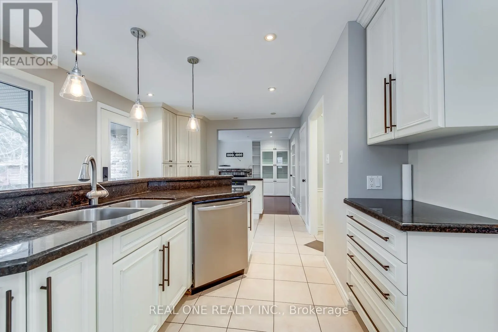 120 BLYTH CRESCENT