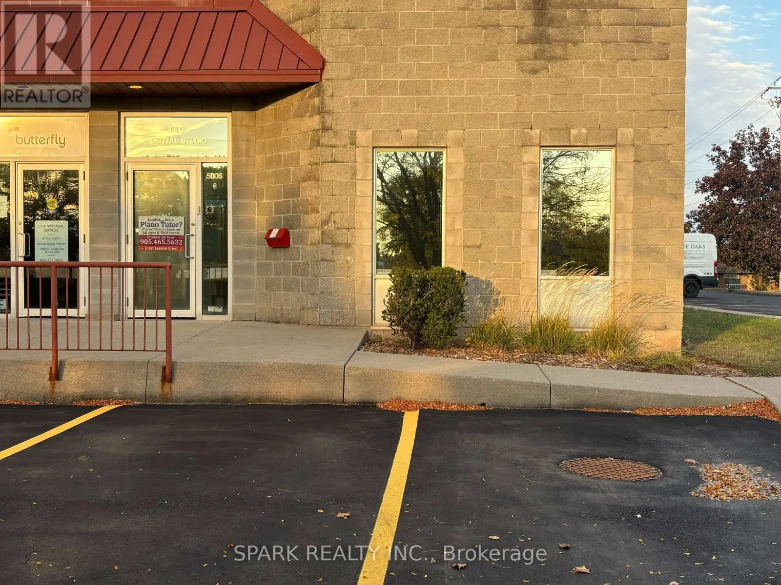 6 - 5006 SOUTH SERVICE ROAD