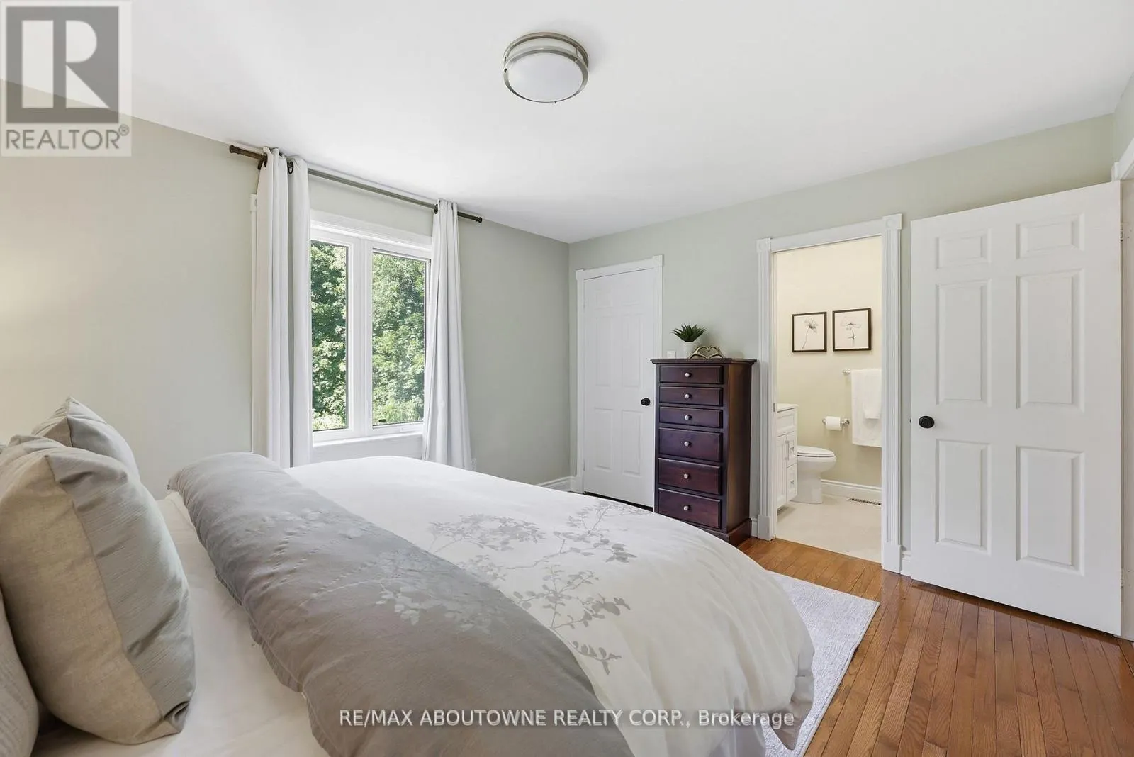 437 CAIRNCROFT ROAD