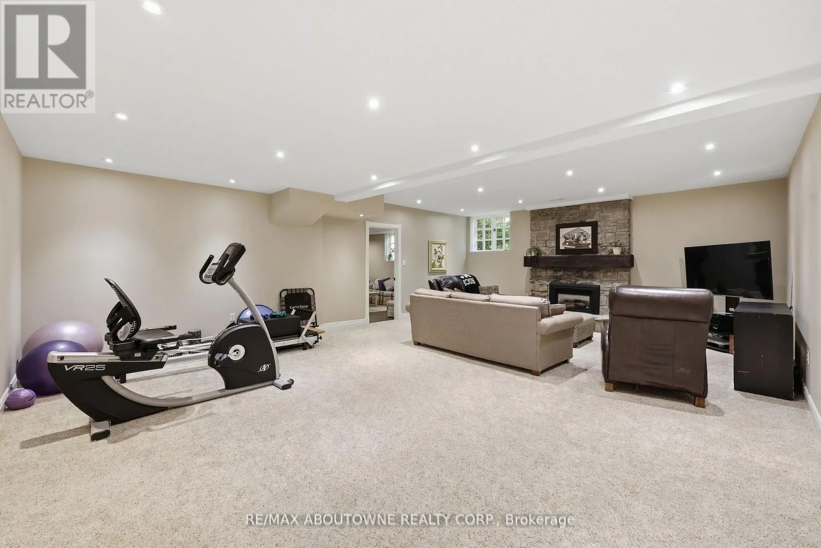 437 CAIRNCROFT ROAD
