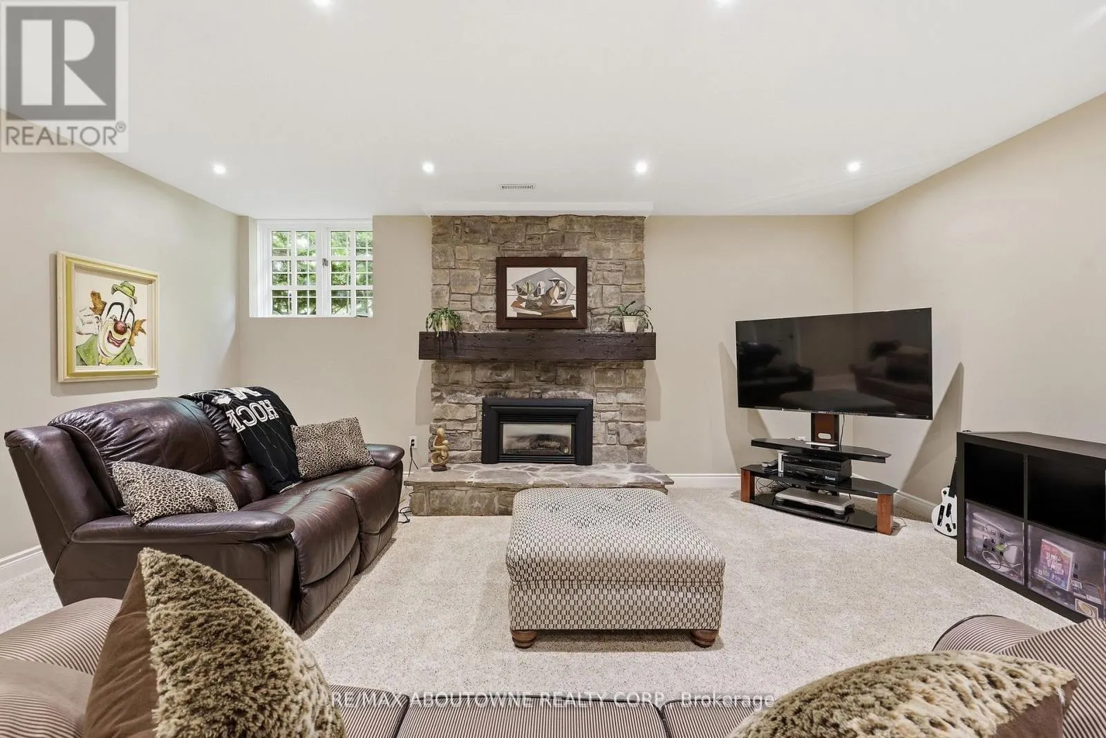 437 CAIRNCROFT ROAD