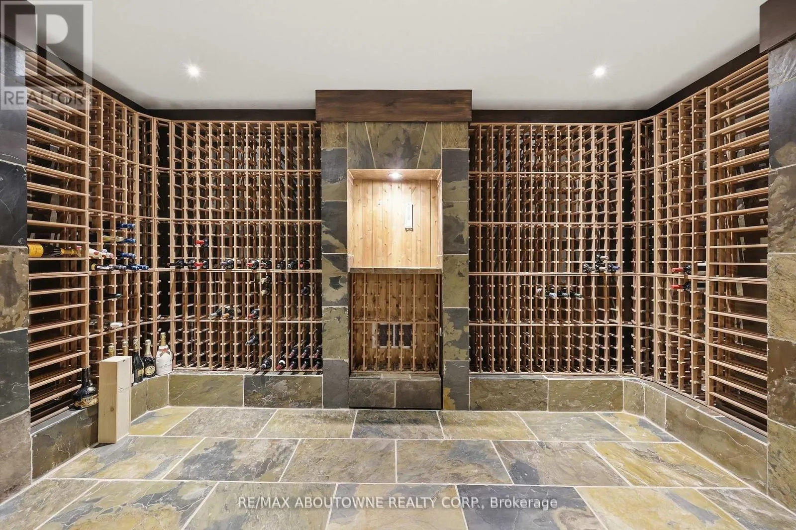 437 CAIRNCROFT ROAD