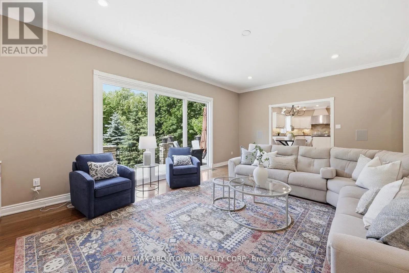 437 CAIRNCROFT ROAD