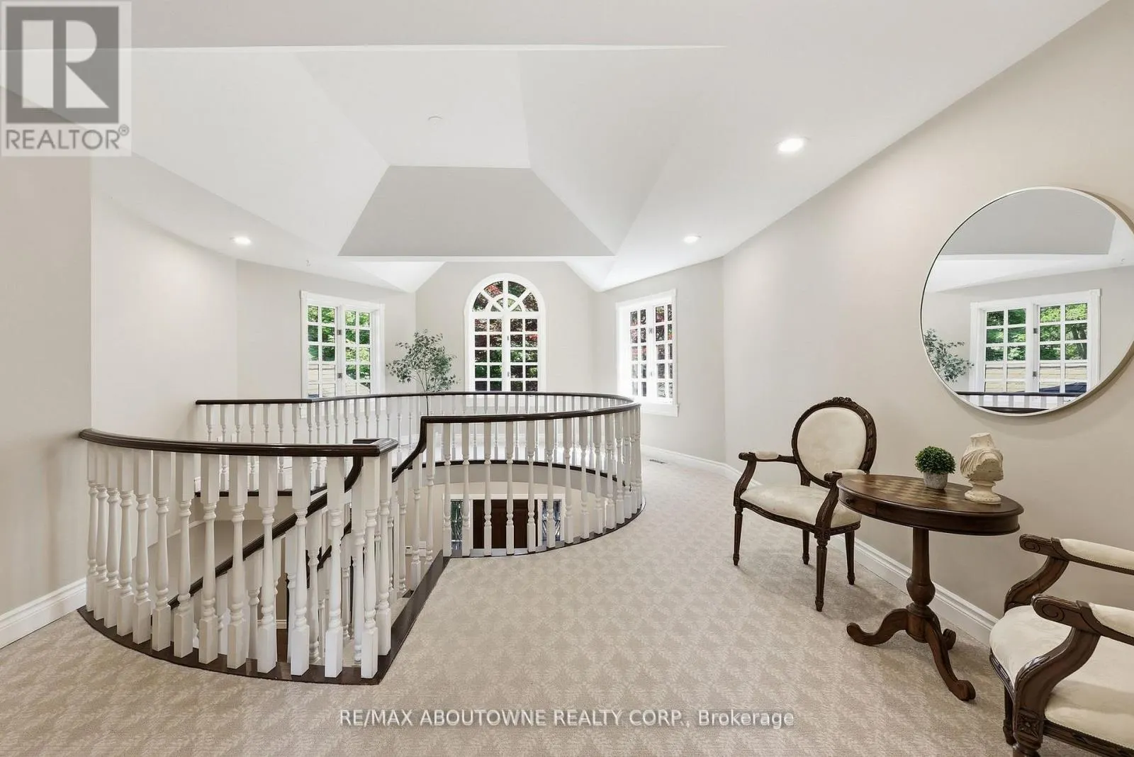 437 CAIRNCROFT ROAD