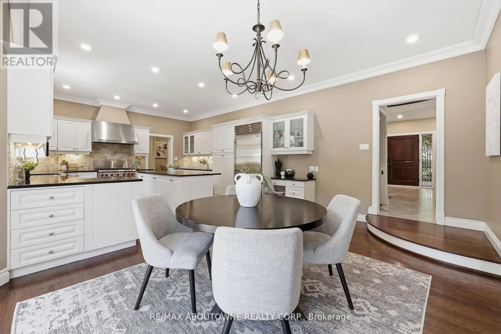 437 CAIRNCROFT ROAD