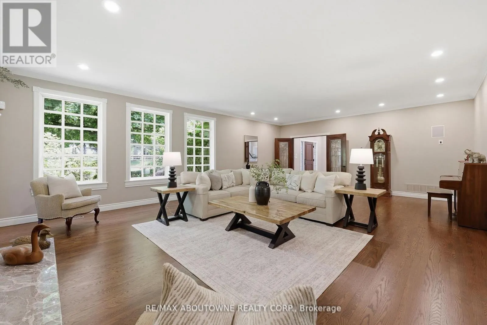 437 CAIRNCROFT ROAD