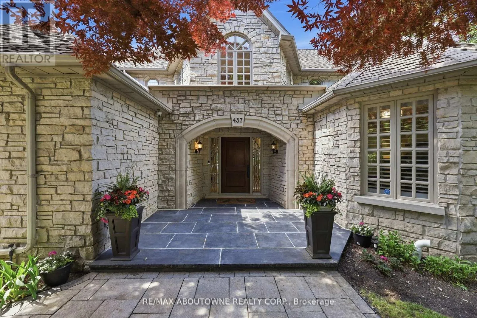 437 CAIRNCROFT ROAD