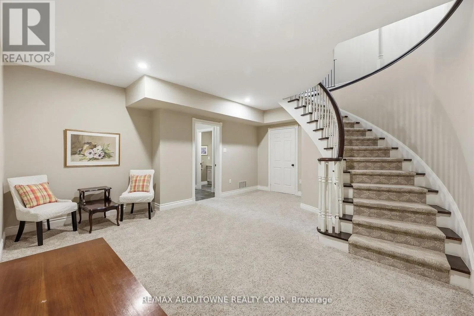 437 CAIRNCROFT ROAD