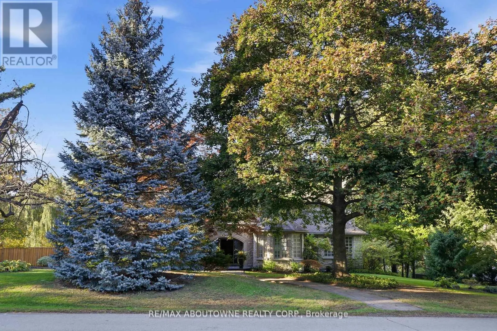 437 CAIRNCROFT ROAD