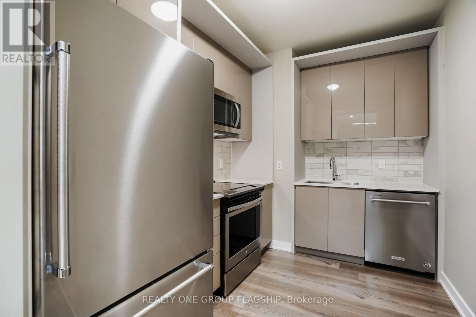 1407 - 4085 PARKSIDE VILLAGE DRIVE
