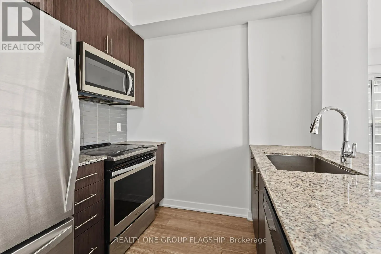 1407 - 4085 PARKSIDE VILLAGE DRIVE