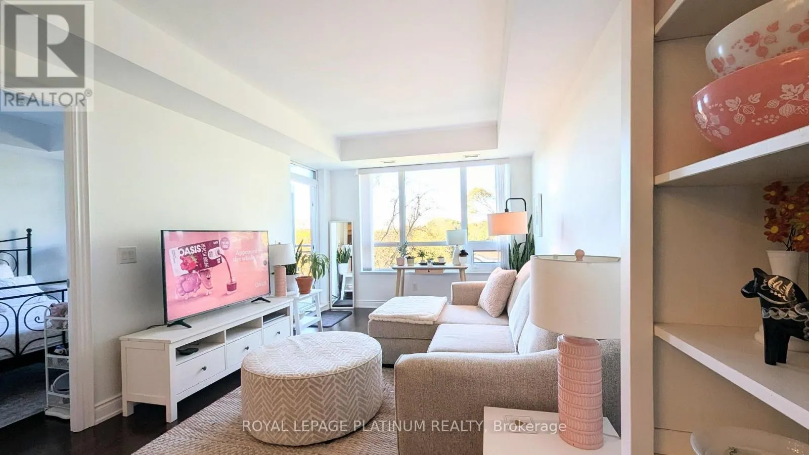 520 - 3500 LAKESHORE ROAD W